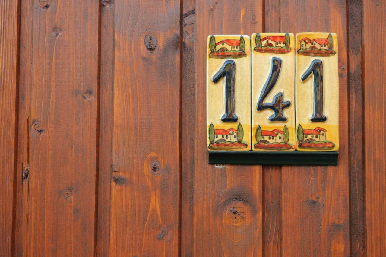 Bike House - 250-Year-Old Restored House In A Quiet Area Braşov Exterior foto